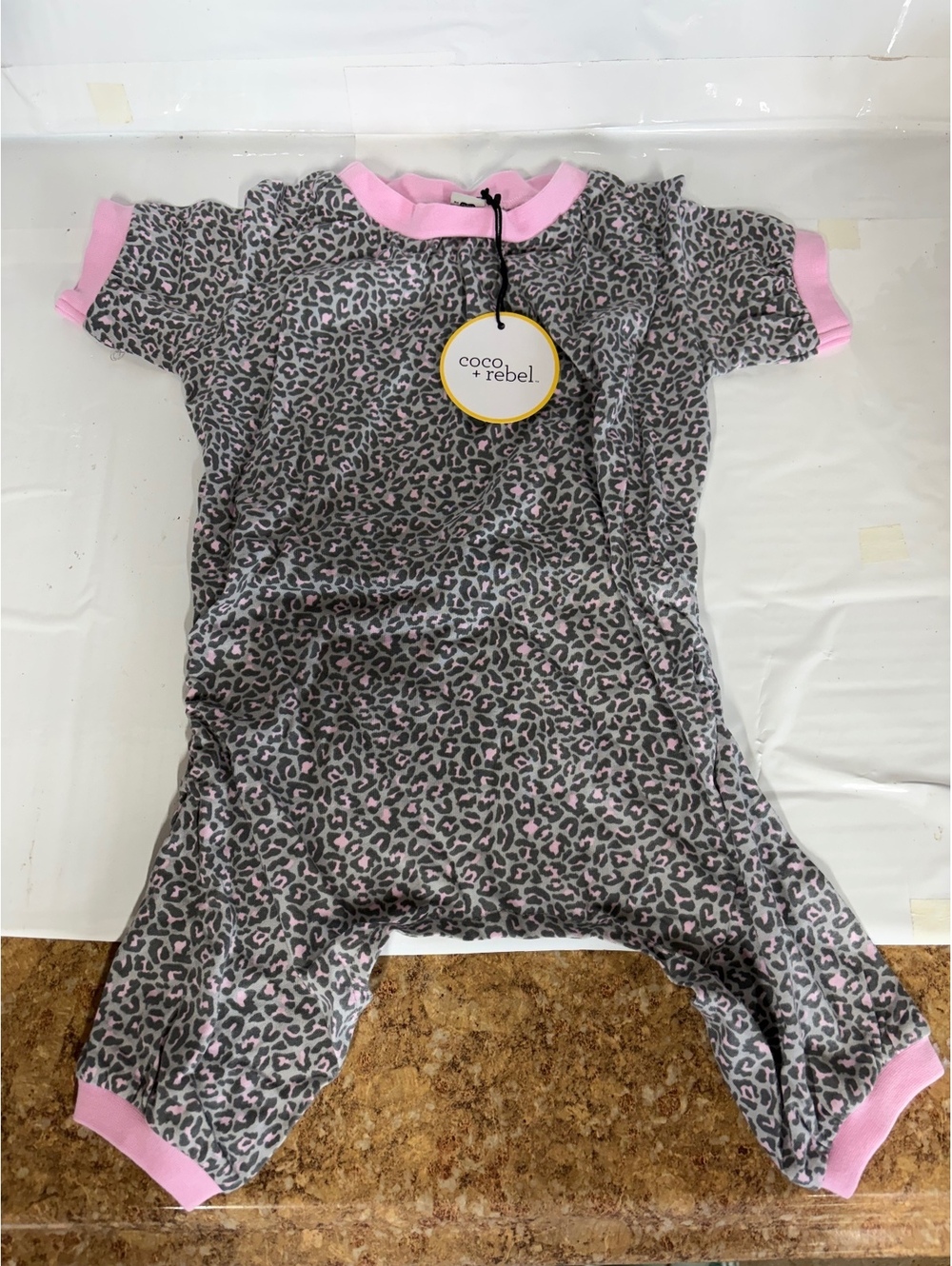 coco + rebel Large Gray and Pink Leopard Print Dog with Pink Trim - New w TAGS